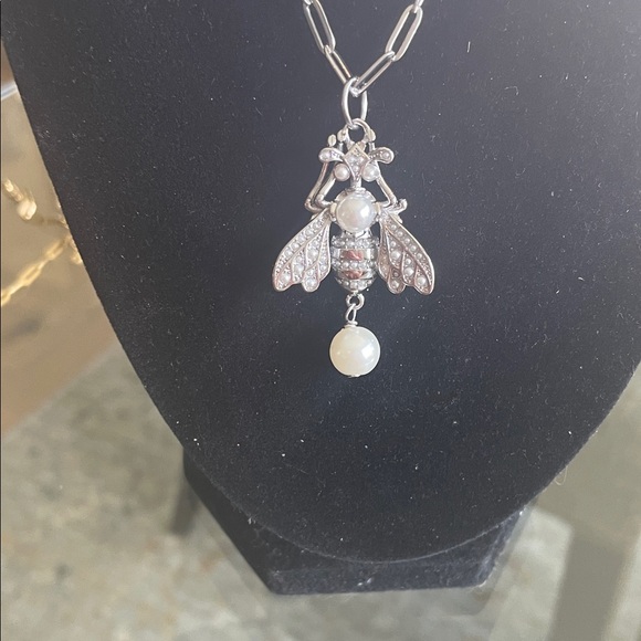 Dior authentic silver Bee Pendant - Picture 1 of 4